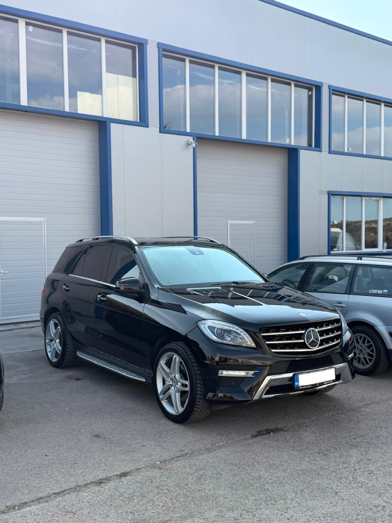 Mercedes-Benz ML 350 AMGLIne/FULL/HRMN/DISTRIN