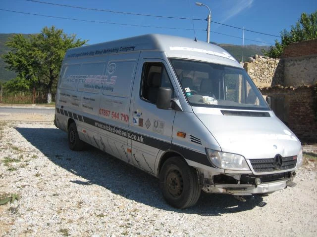 Mercedes-Benz Sprinter 211 НА ЧАСТИ, снимка 4 - Бусове и автобуси - 18688183