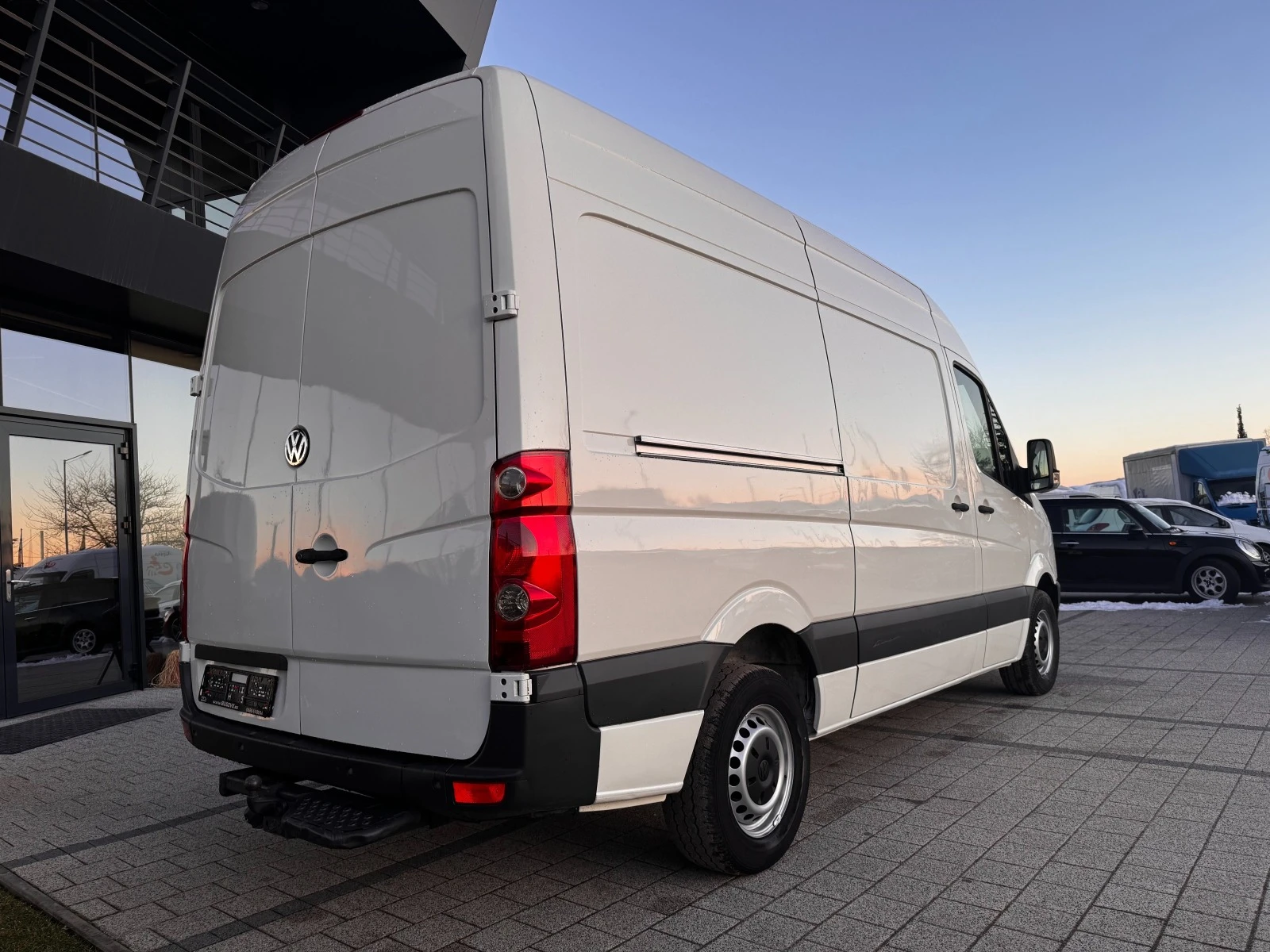 VW Crafter 2.5TDI Климатроник L2H2 - изображение 4