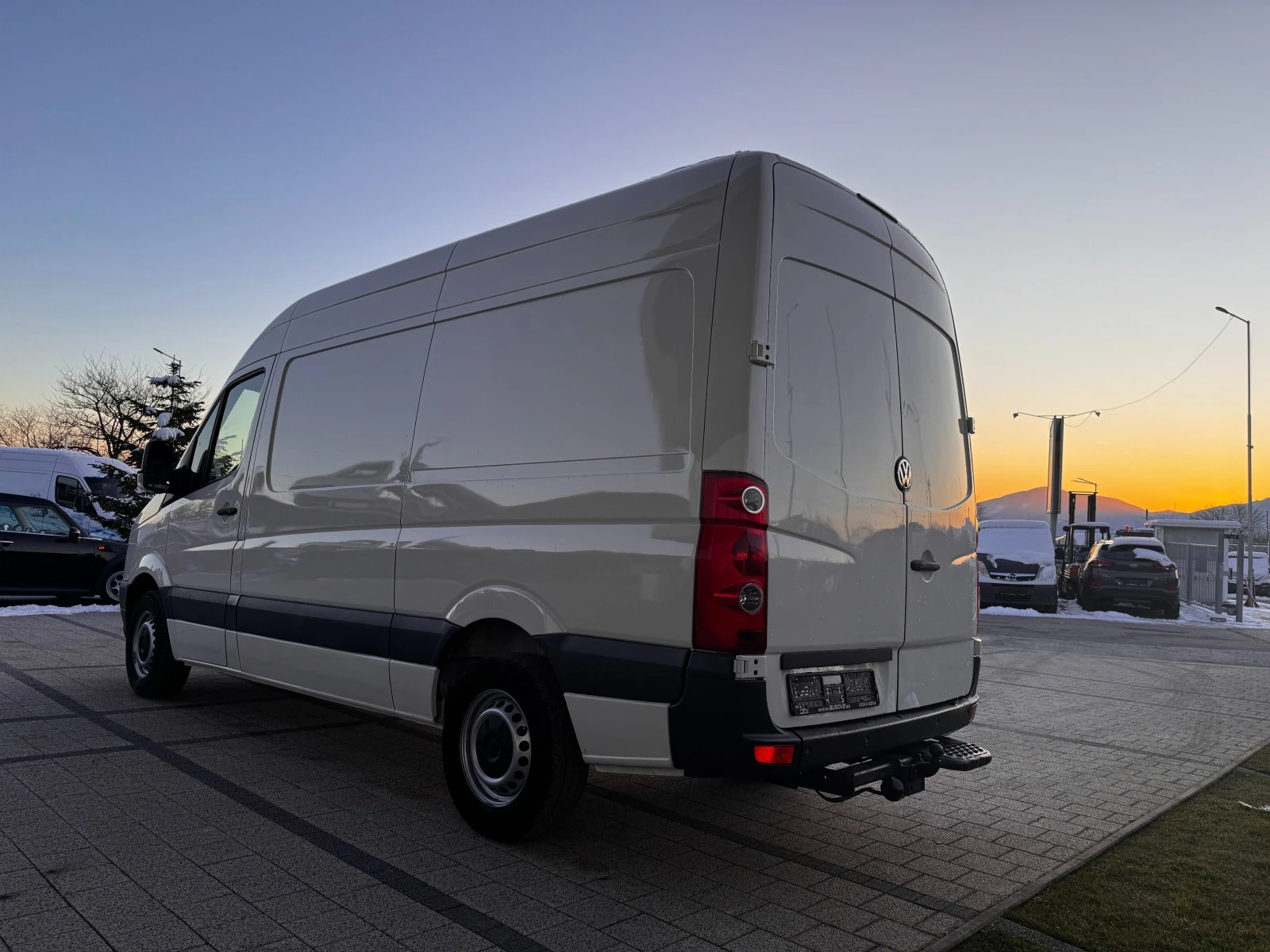 VW Crafter 2.5TDI Климатроник L2H2 - изображение 3