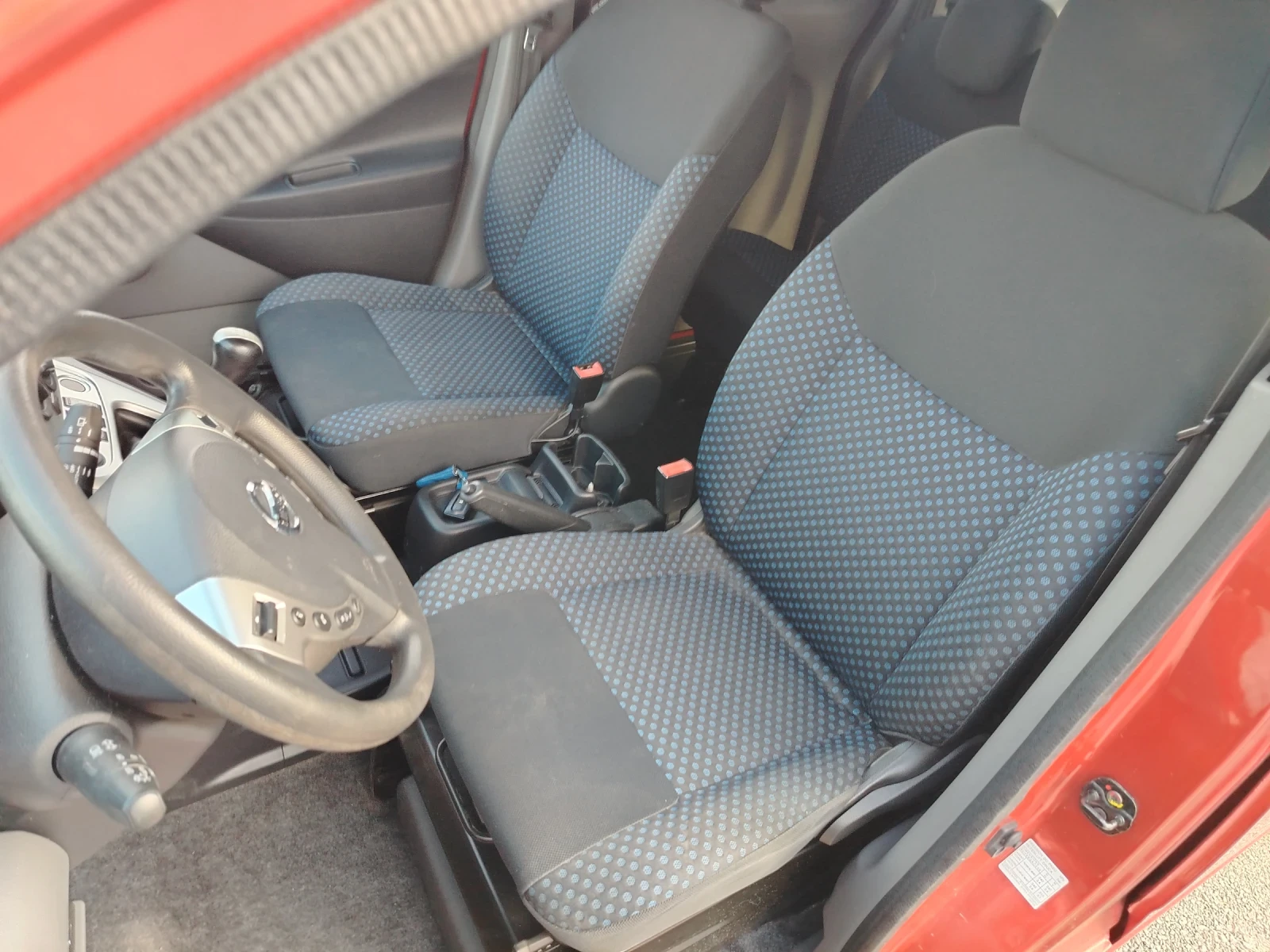 Nissan NV200 1.5DCI 7 места, снимка 10 - Бусове и автобуси - 53869254