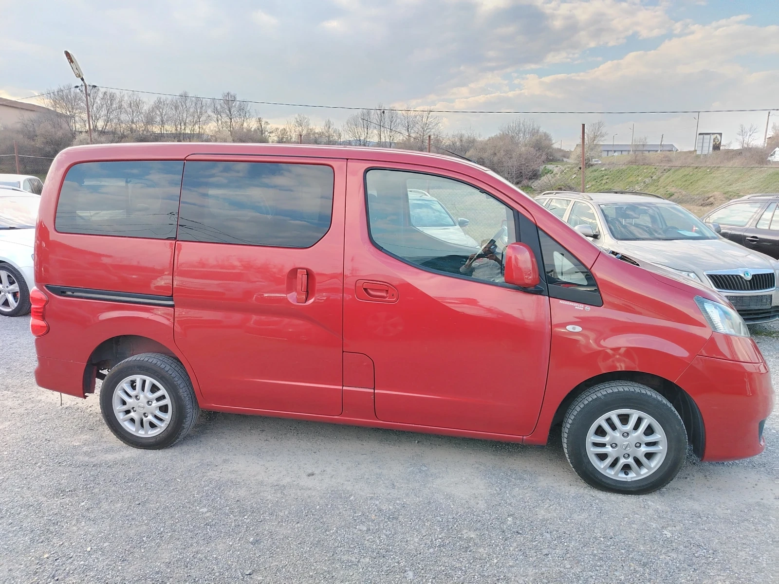 Nissan NV200 1.5DCI 7 места, снимка 4 - Бусове и автобуси - 53869254