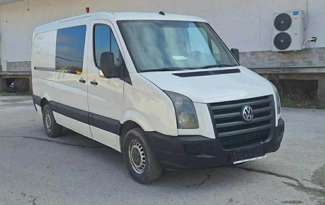 VW Crafter 2.5тди, снимка 2 - Бусове и автобуси - 53914382