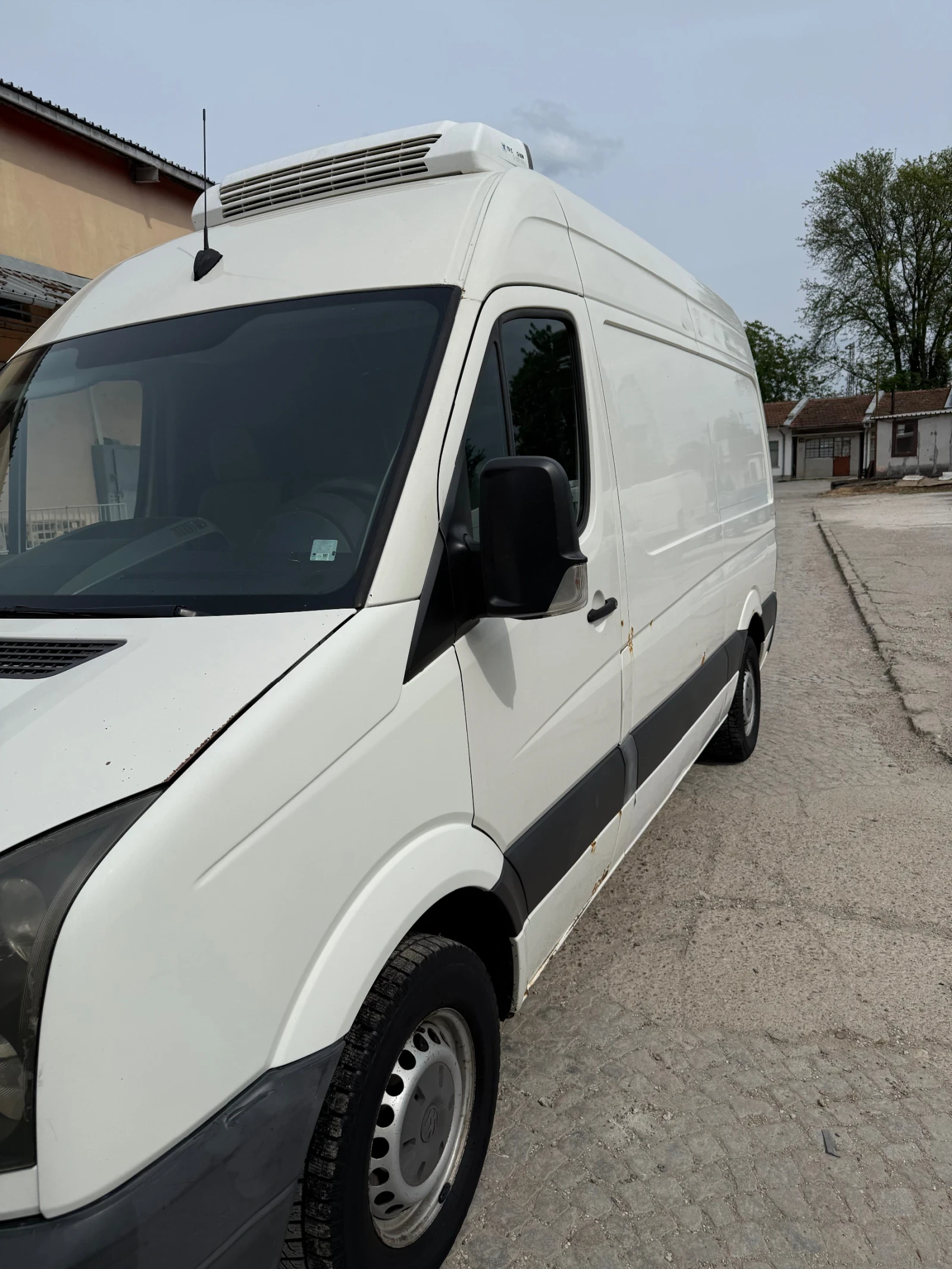 VW Crafter Товарен , снимка 5 - Бусове и автобуси - 54743582