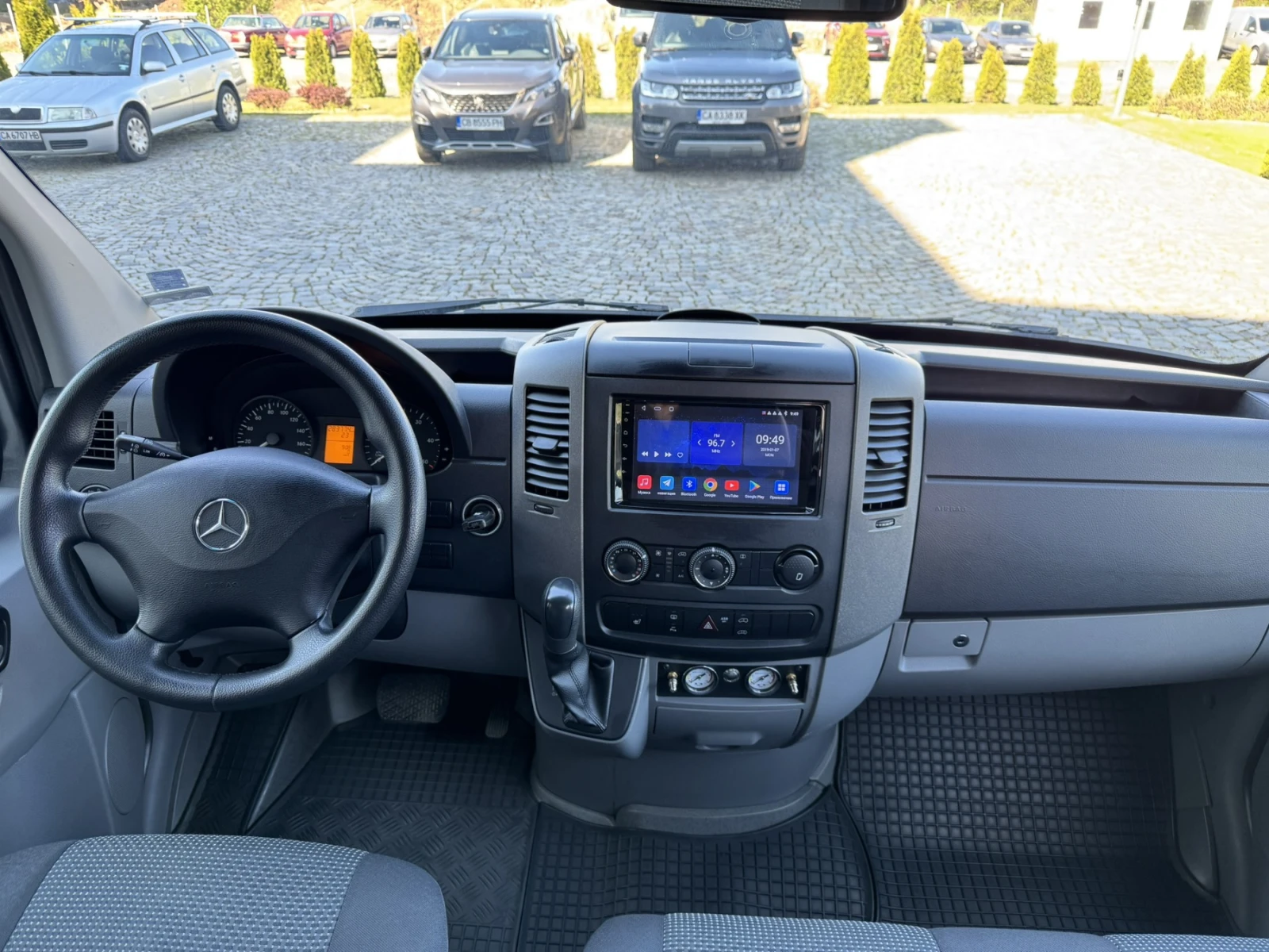 Mercedes-Benz Sprinter 319 Automatic, снимка 11 - Бусове и автобуси - 55934392