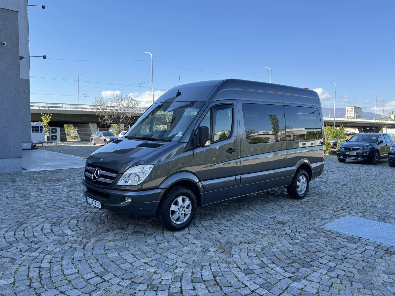 Mercedes-Benz Sprinter 319 Automatic, снимка 3 - Бусове и автобуси - 55934392