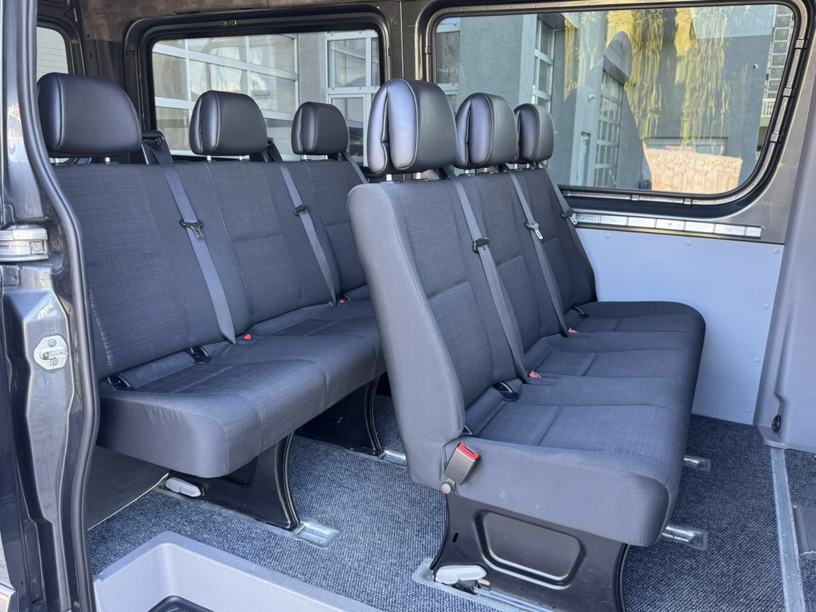 Mercedes-Benz Sprinter 319 Automatic, снимка 9 - Бусове и автобуси - 55934392