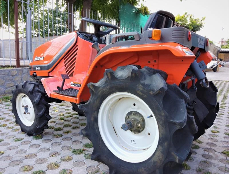 Трактор Kubota Скайтрак-Хасково, снимка 6 - Селскостопанска техника - 34564643