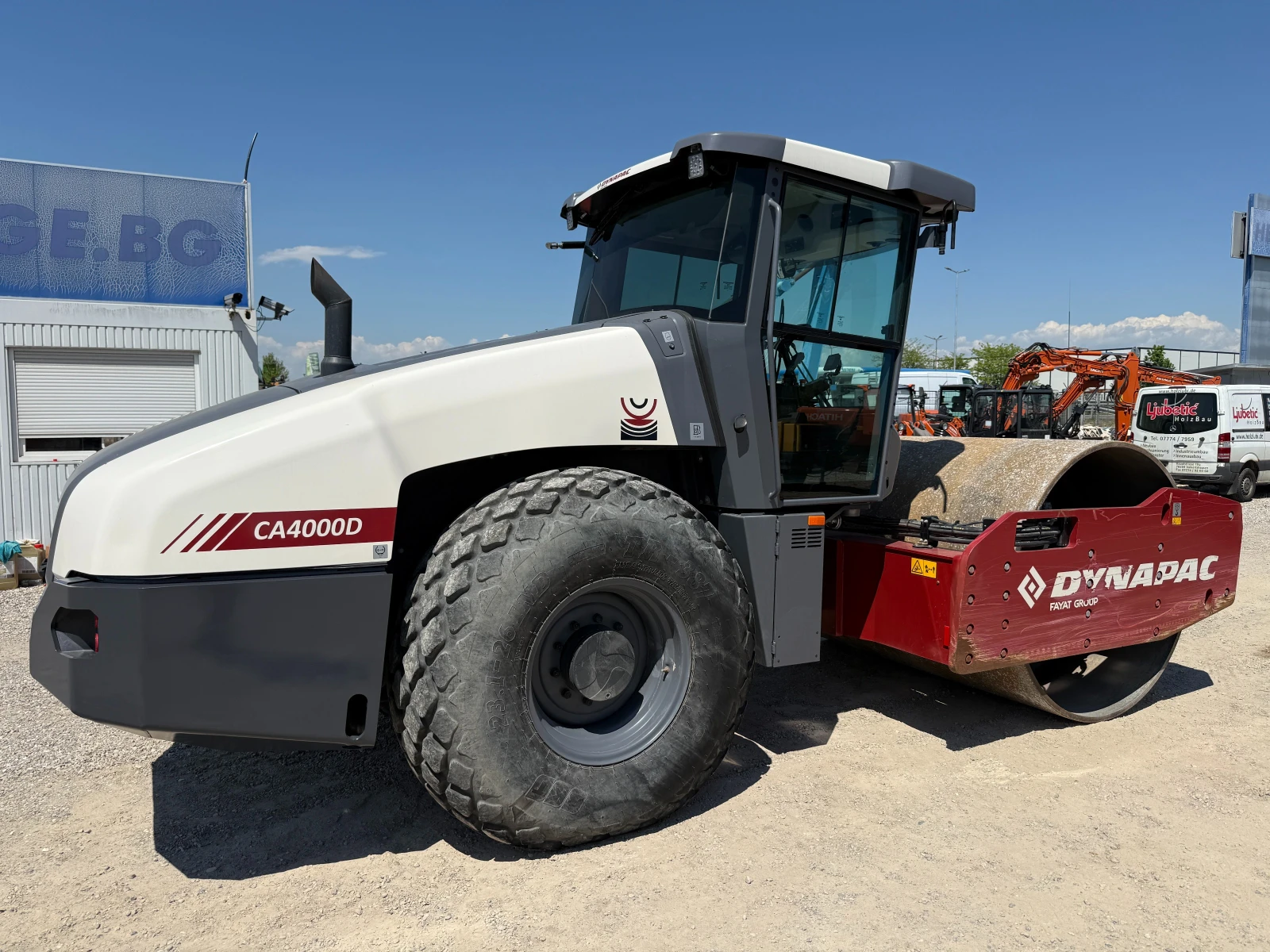 Валяк Dynapac CA4000D НОВ, снимка 7 - Индустриална техника - 54441631