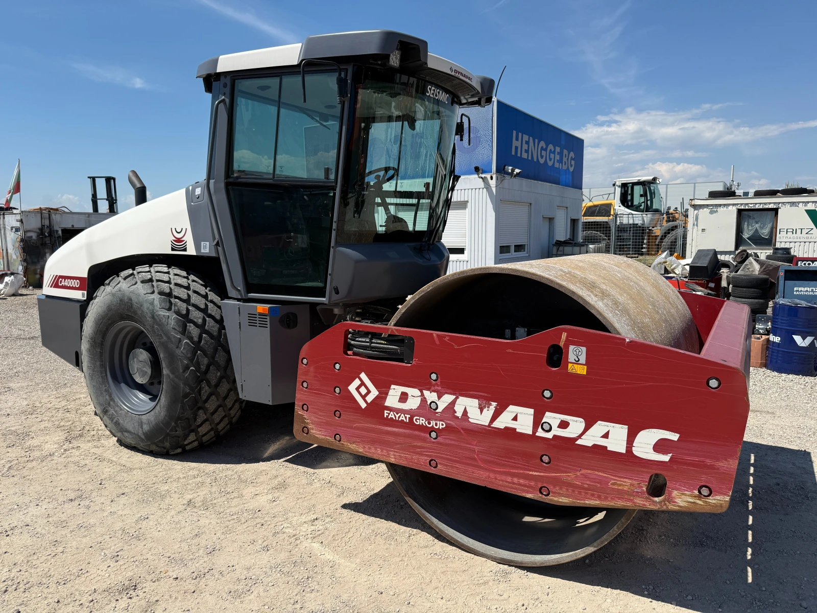 Валяк Dynapac CA4000D НОВ, снимка 4 - Индустриална техника - 54441631