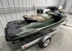 ����� �� �������� �� ���� Bombardier Sea Doo GTX 300