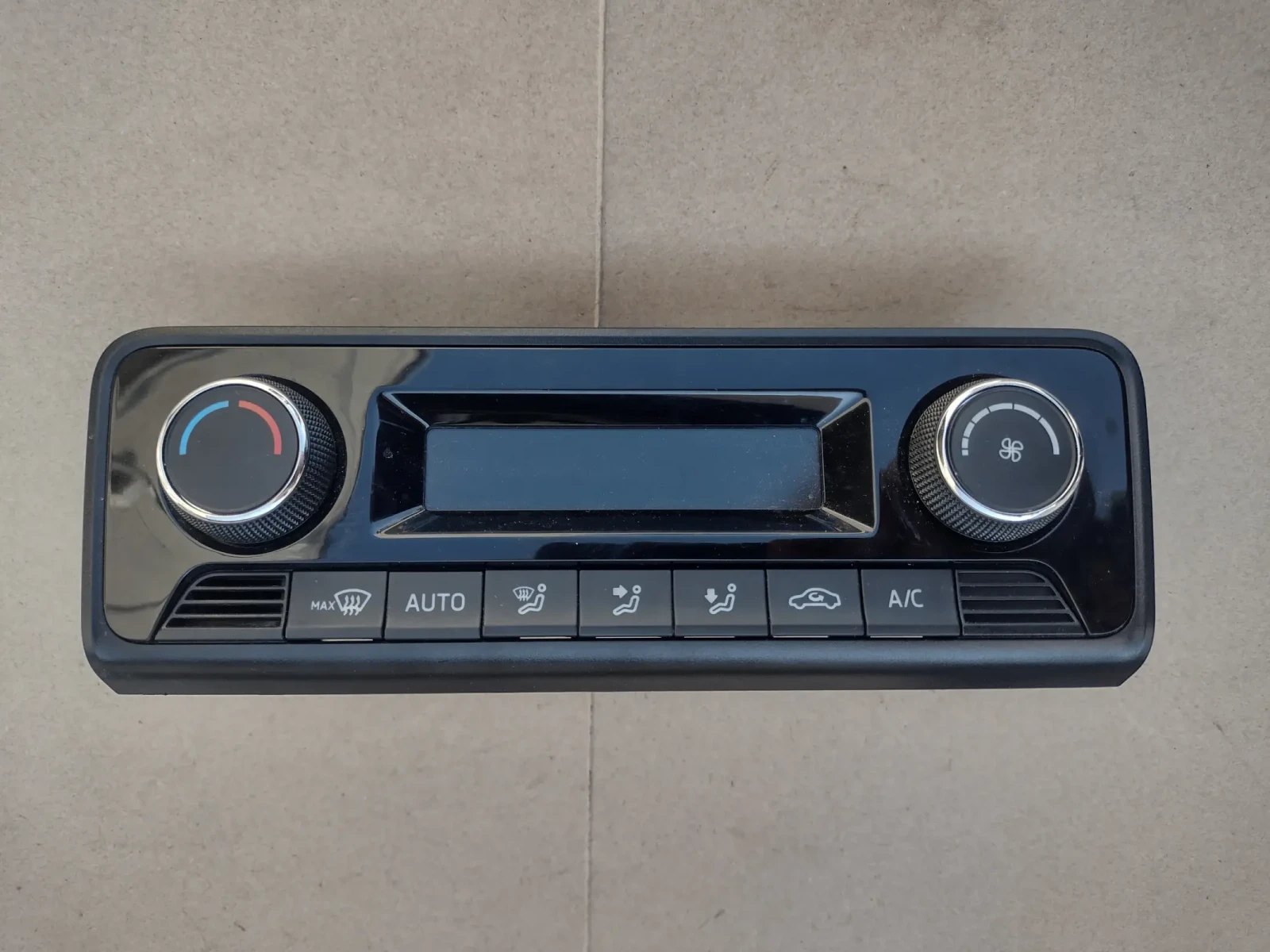 6V0907044B   SKODA FABIA III (2014-2021)   6V0.907.044.B.BYY | Mobile.bg   1