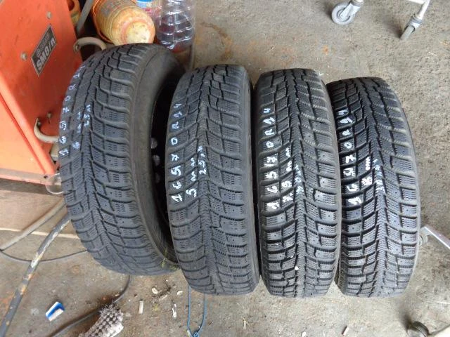 Гуми Зимни 165/70R14, снимка 2 - Гуми и джанти - 18669744