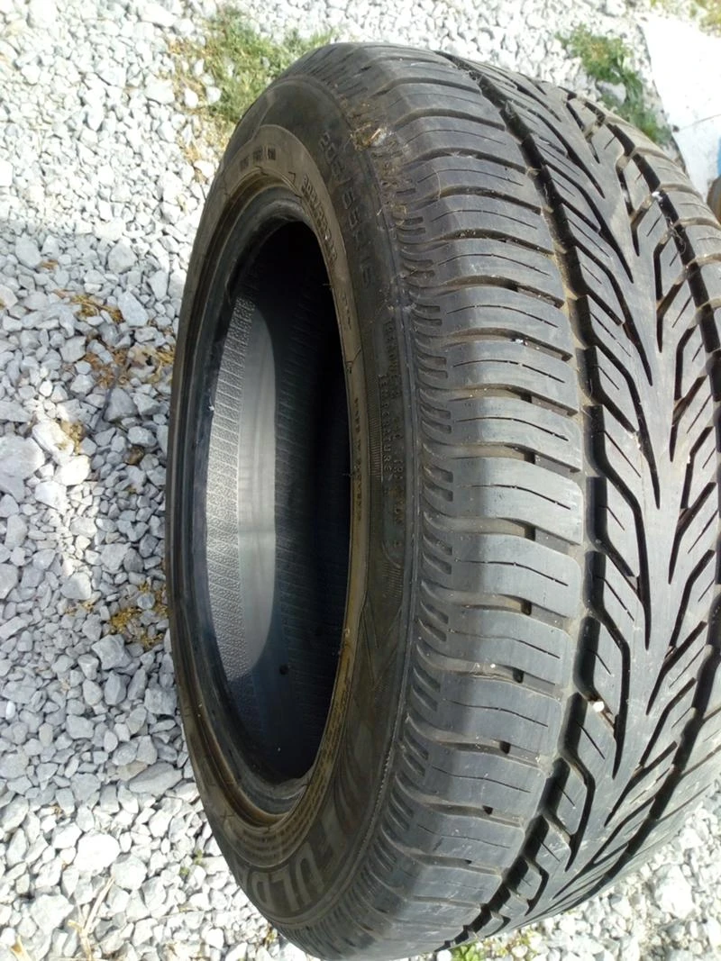 Гуми Летни 205/55R16, снимка 2 - Гуми и джанти - 24951631