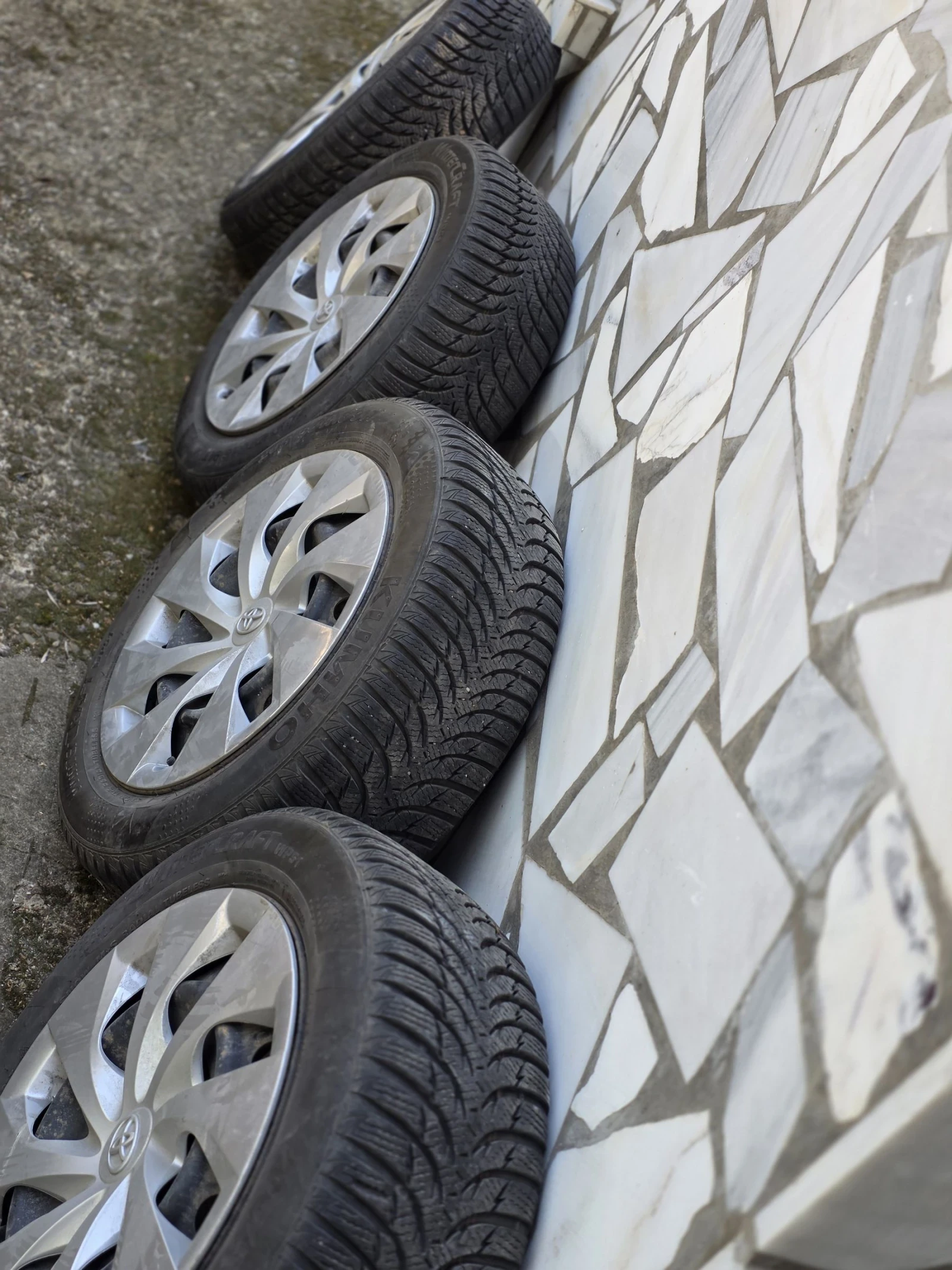 Гуми с джанти Michelin 205/55R16, снимка 9 - Гуми и джанти - 52176521