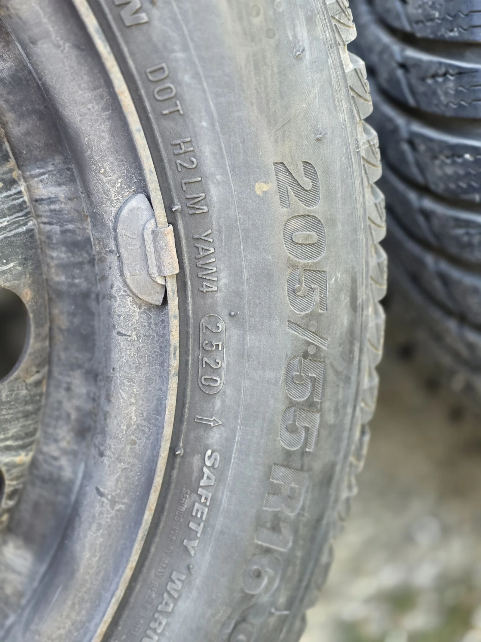 Гуми с джанти Michelin 205/55R16, снимка 13 - Гуми и джанти - 52176521