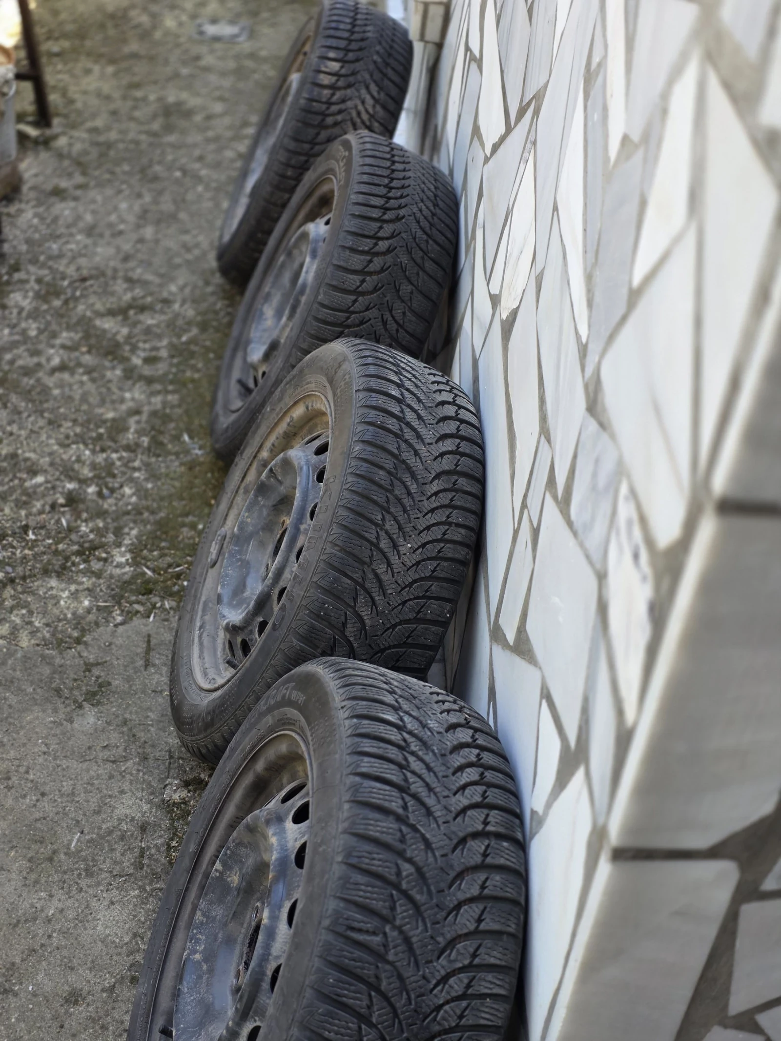 Гуми с джанти Michelin 205/55R16, снимка 17 - Гуми и джанти - 52176521