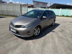 Toyota Auris 2.0D4D, снимка 3