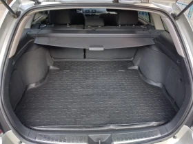 Toyota Avensis 2.2 D4D, снимка 2