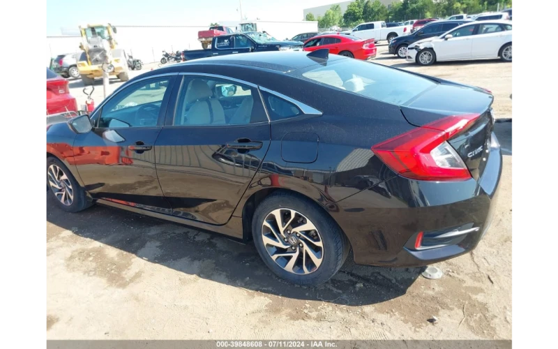 Honda Civic 2.0L I4 * 158HP * Automatic, снимка 4 - Автомобили и джипове - 47198502