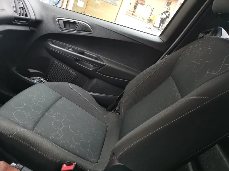 Ford B-Max, снимка 4 - Автомобили и джипове - 49433030