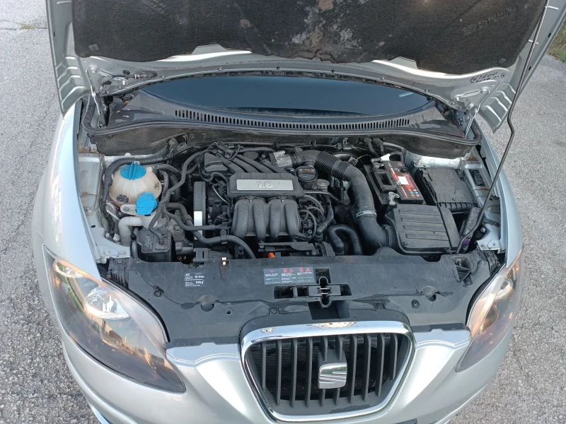 Seat Altea 1.6 ГАЗ-ИТАЛИЯ, снимка 9 - Автомобили и джипове - 52589280