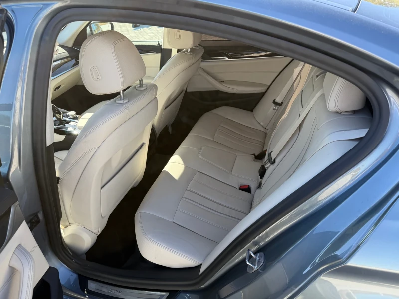 BMW 520 520 d xdrive mild hybrid, снимка 11 - Автомобили и джипове - 52148641