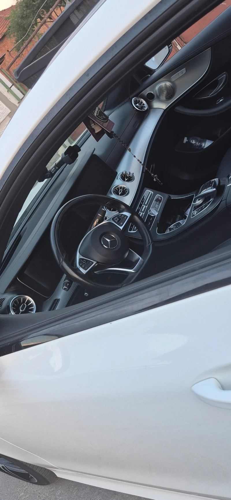 Mercedes-Benz E 220, снимка 16 - Автомобили и джипове - 52878208