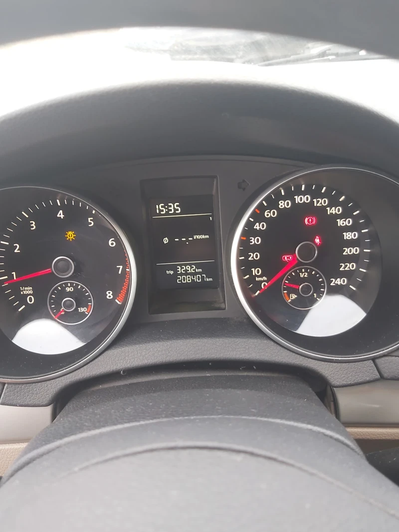 VW Golf 1.4 , снимка 7 - Автомобили и джипове - 53395811