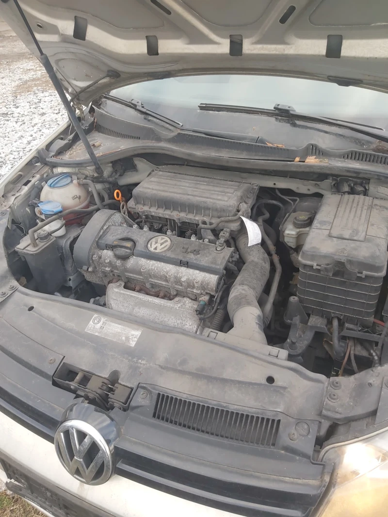 VW Golf 1.4 , снимка 9 - Автомобили и джипове - 53395811