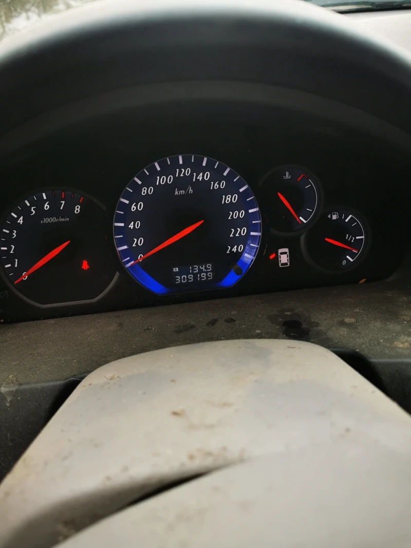 Mitsubishi Grandis Нов внос, регистрирана, всичко платено, снимка 7 - Автомобили и джипове - 53429924