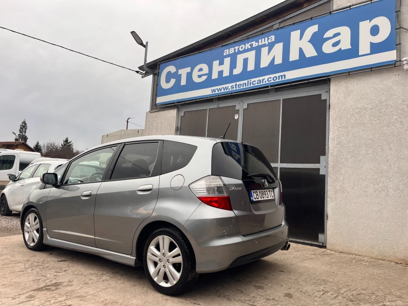 Honda Jazz 1.4i-SPORT-Aвтоматик, снимка 2 - Автомобили и джипове - 53479878