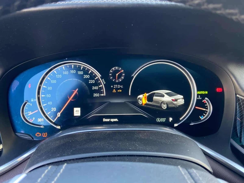 BMW 750 I XDRIVE * CARFAX * OБДУХВАНЕ * ПАНОРАМА, снимка 6 - Автомобили и джипове - 53559968