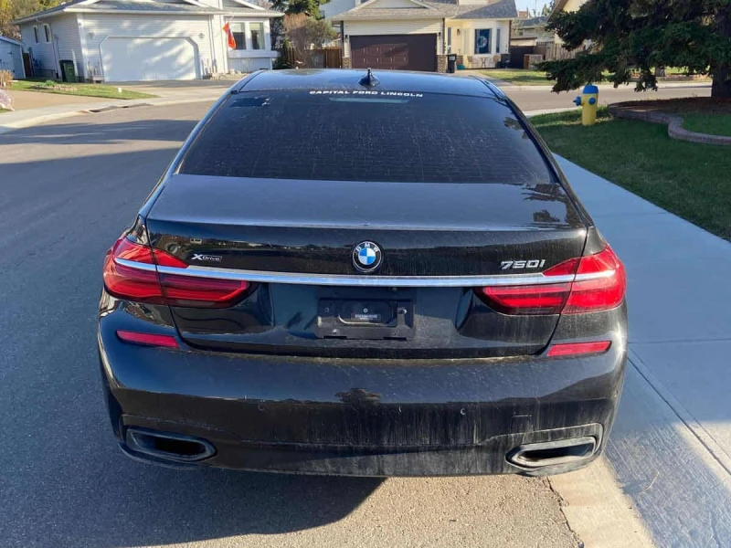 BMW 750 I XDRIVE * CARFAX * OБДУХВАНЕ * ПАНОРАМА, снимка 5 - Автомобили и джипове - 53559968