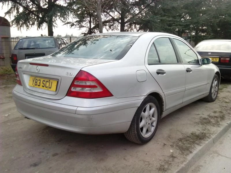 Mercedes-Benz C 220 2.0/2.2, 2.5, снимка 9 - Автомобили и джипове - 5954364