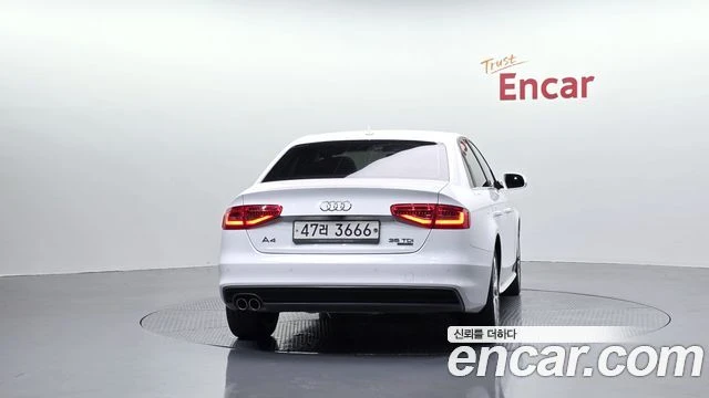 Audi A4, снимка 4 - Автомобили и джипове - 56081261