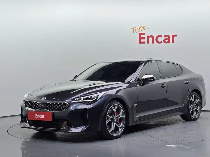 Kia Stinger 2.0 Turbo 2WD| 255к.с.