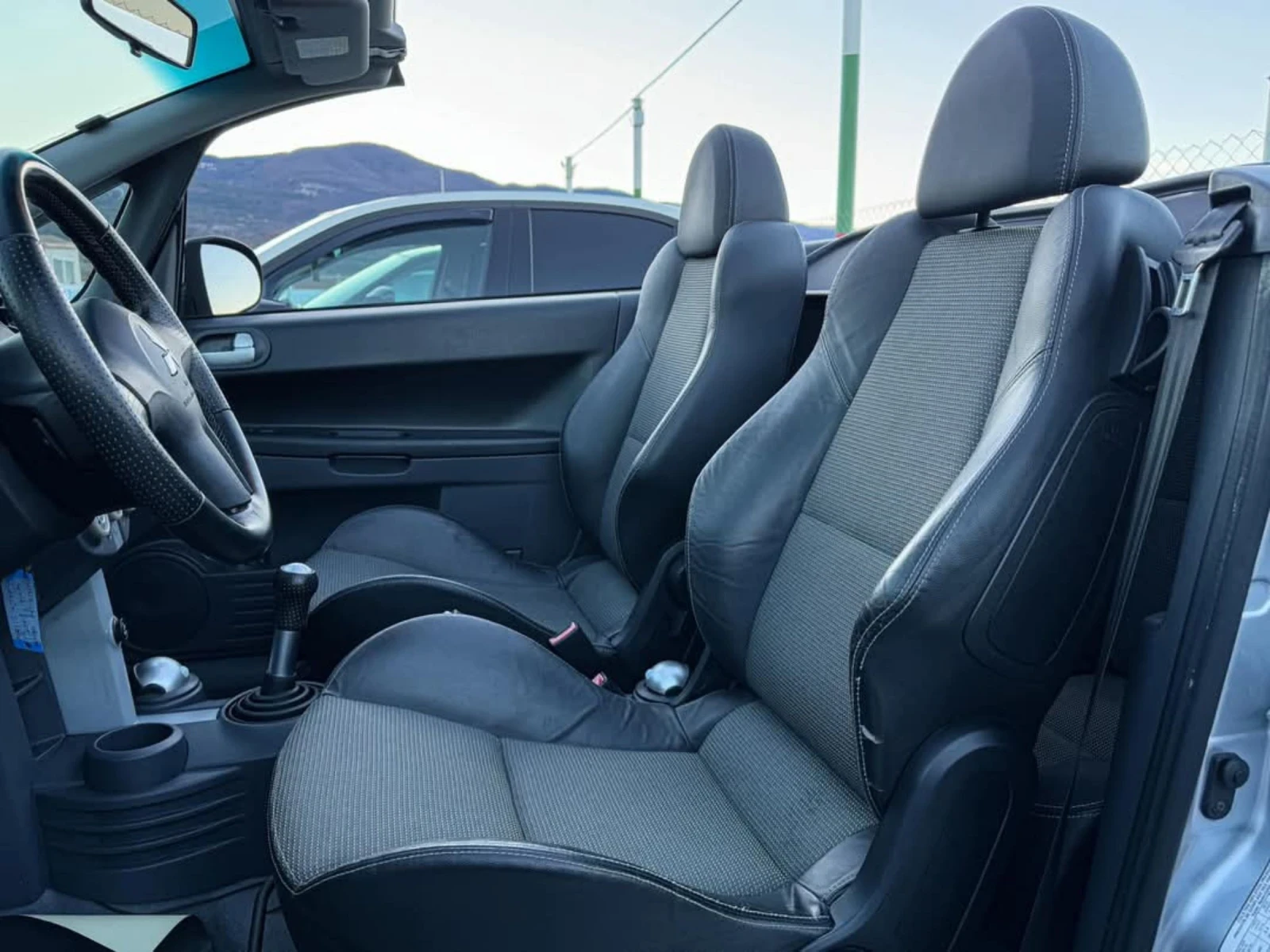 Mitsubishi Colt 1.5T CABRIO | Mobile.bg — изображение 13