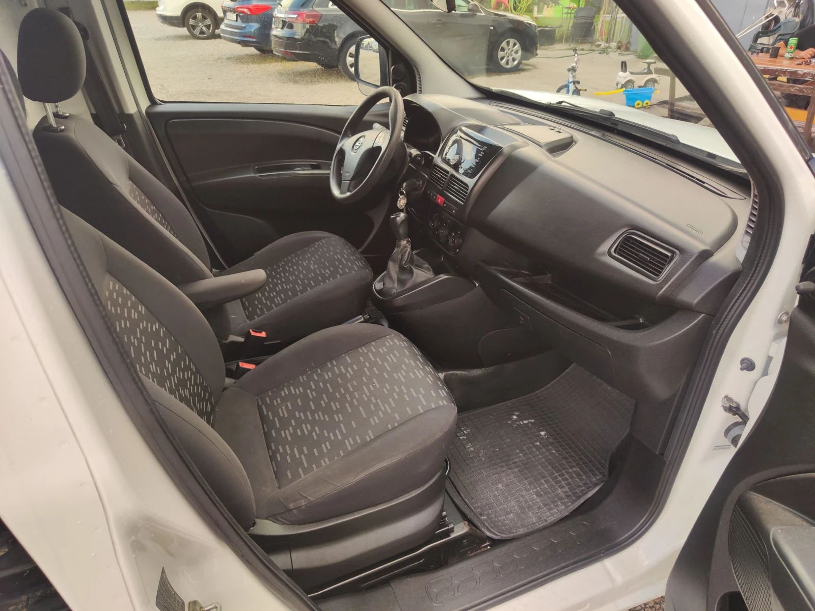 Opel Combo 1.3 D 90к.с. - изображение 10