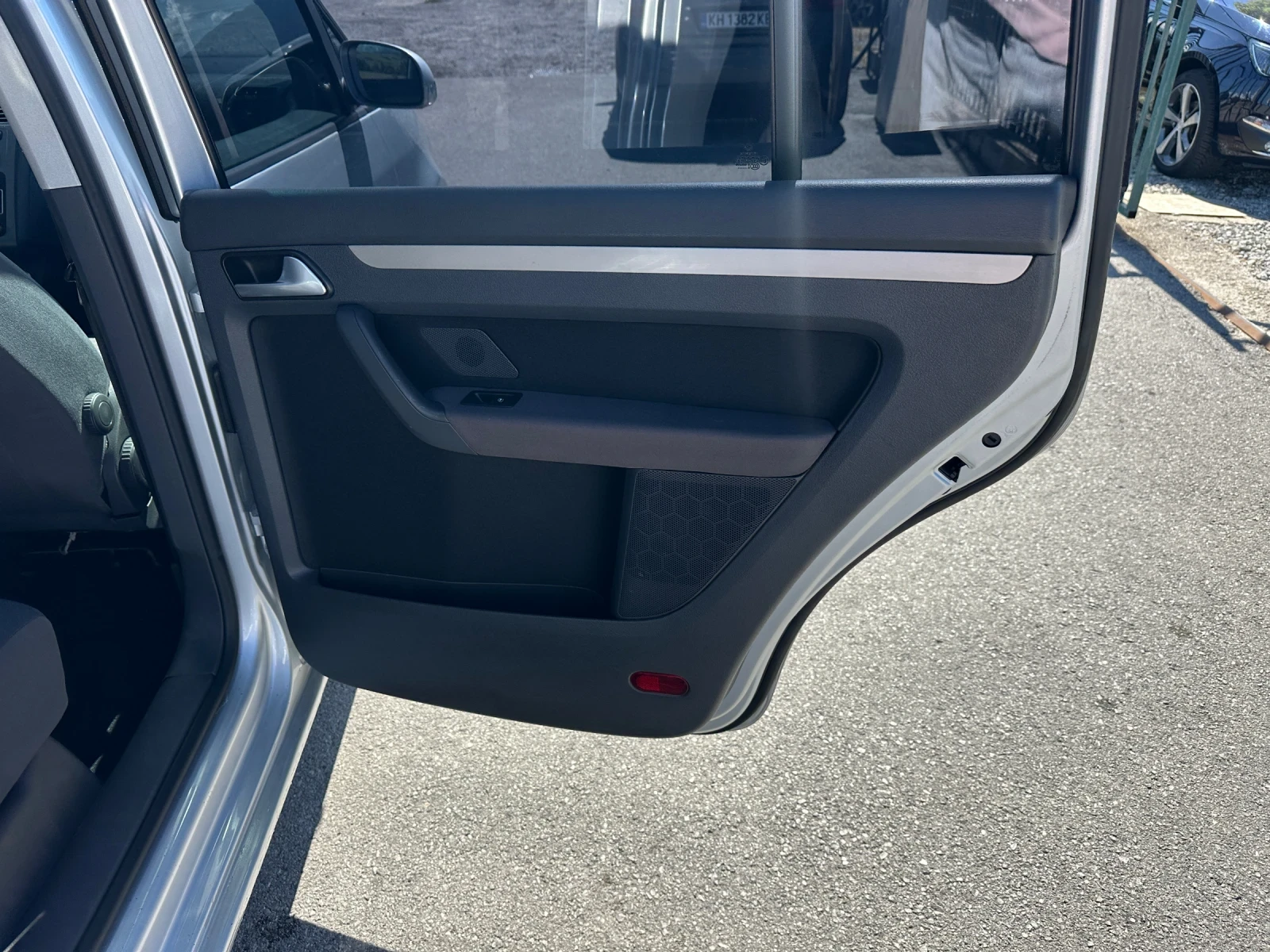 VW Touran 1.9TDI - изображение 8
