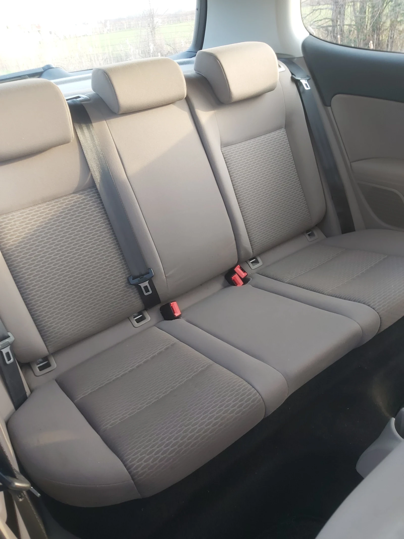 VW Golf 1.4 , снимка 14 - Автомобили и джипове - 53395811