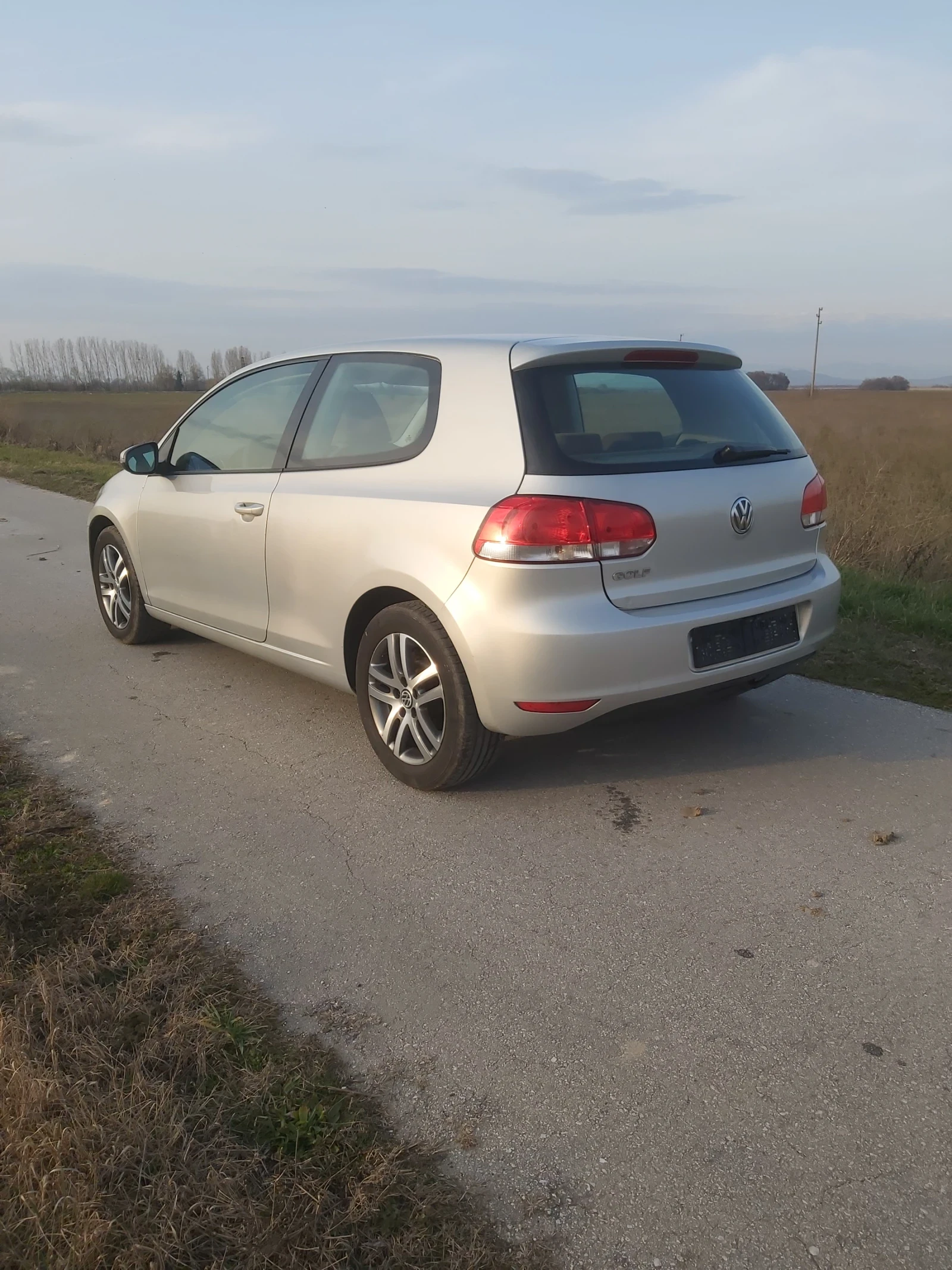 VW Golf 1.4 , снимка 5 - Автомобили и джипове - 53395811
