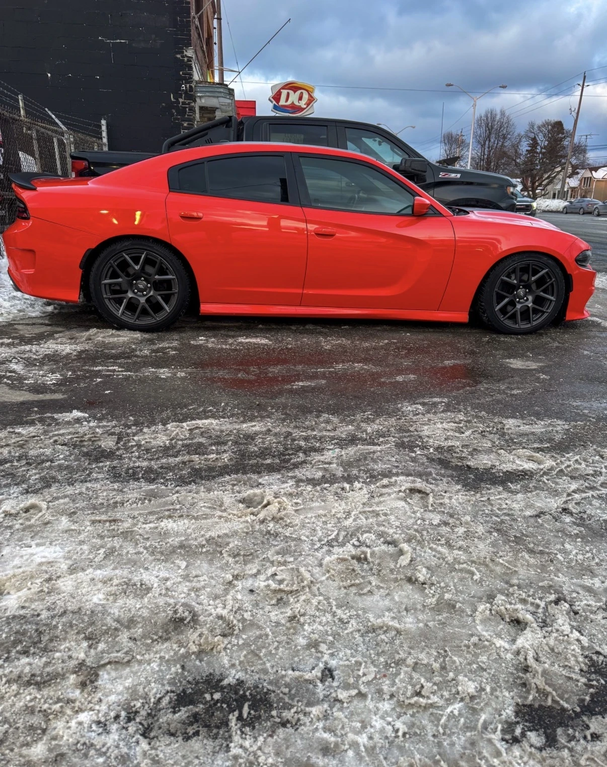 Dodge Charger 5.7 Hemi * Daytona *  Track Pack * Carfax *  - изображение 4