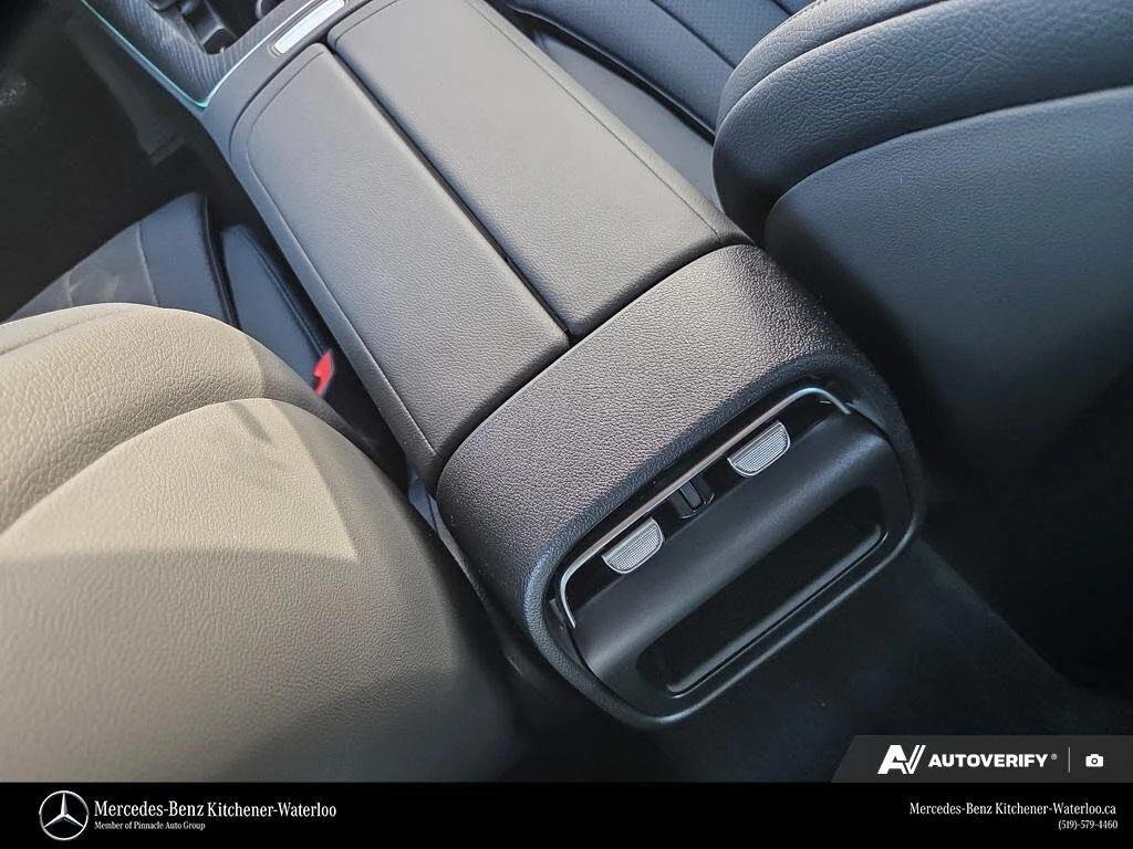 Mercedes-Benz E 350 4MATIC* АвтоКредит* (Цена до БГ) , снимка 14 - Автомобили и джипове - 53845208