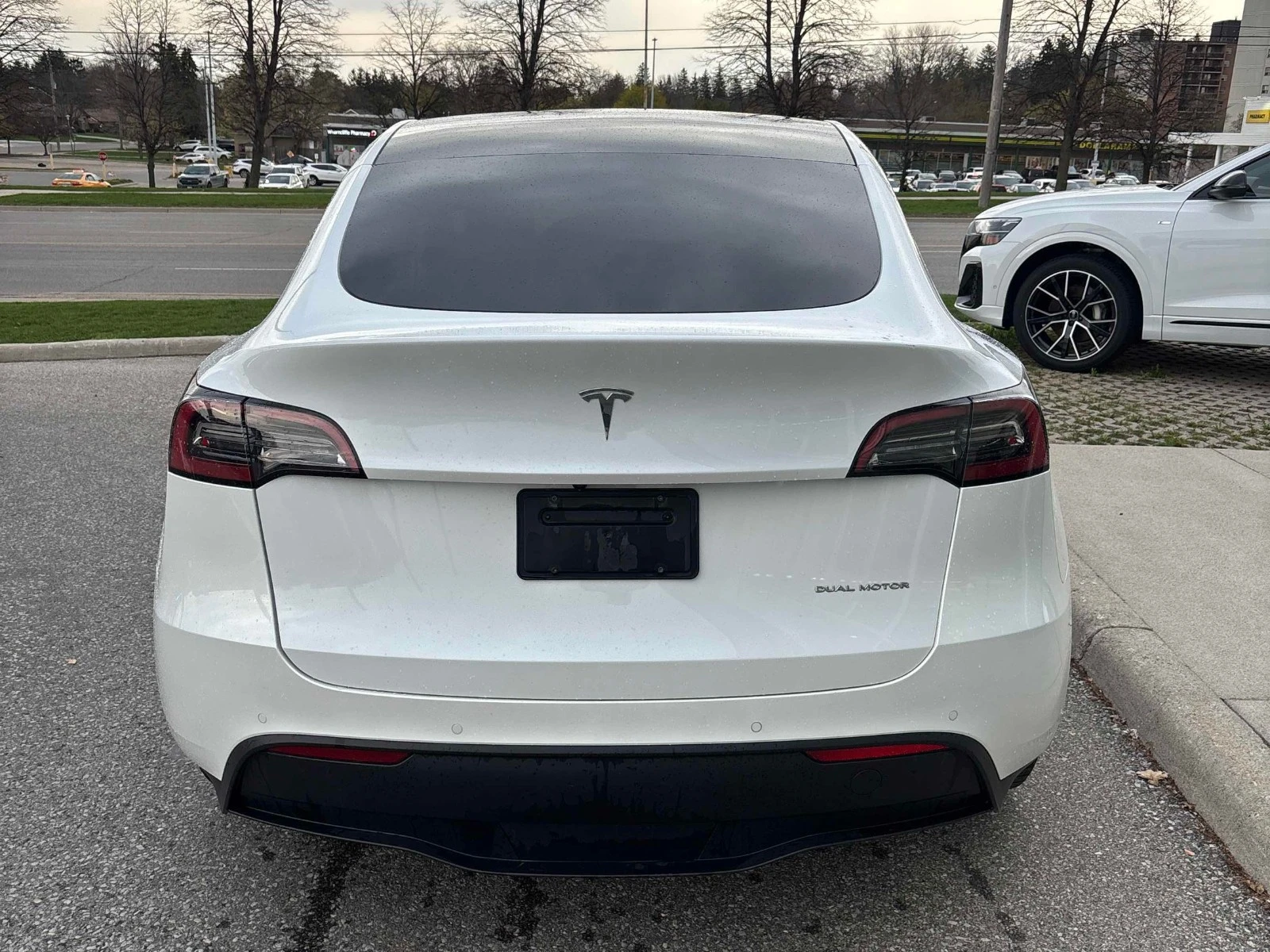 Tesla Model Y LONG RANGE/2 КЛЮЧА, снимка 5 - Автомобили и джипове - 54273344