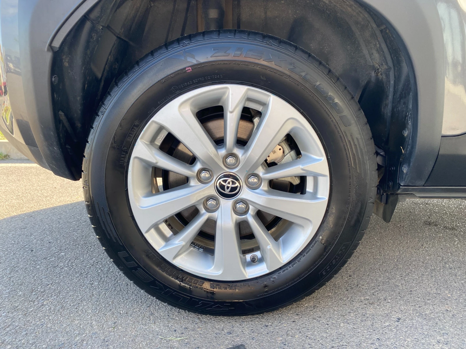 Toyota Yaris Cross 1.5 HEV Fancy, снимка 15 - Автомобили и джипове - 54538520