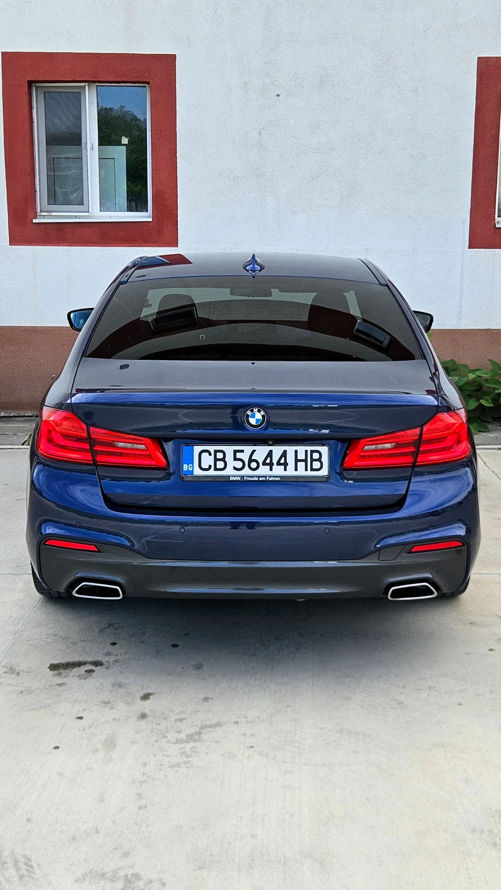 BMW 530 M-paket, 360 камера, Теглич, Каско, Го, снимка 8 - Автомобили и джипове - 54891804