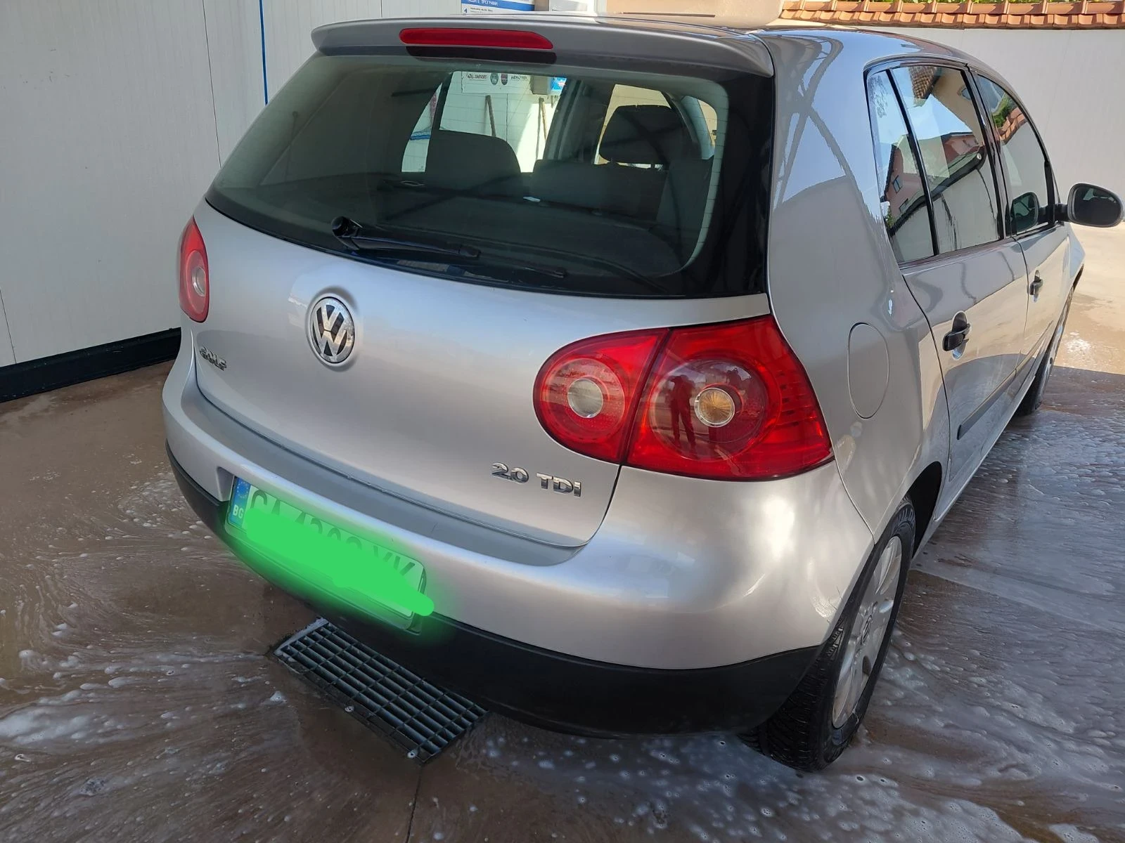 VW Golf 5, снимка 6 - Автомобили и джипове - 54894443