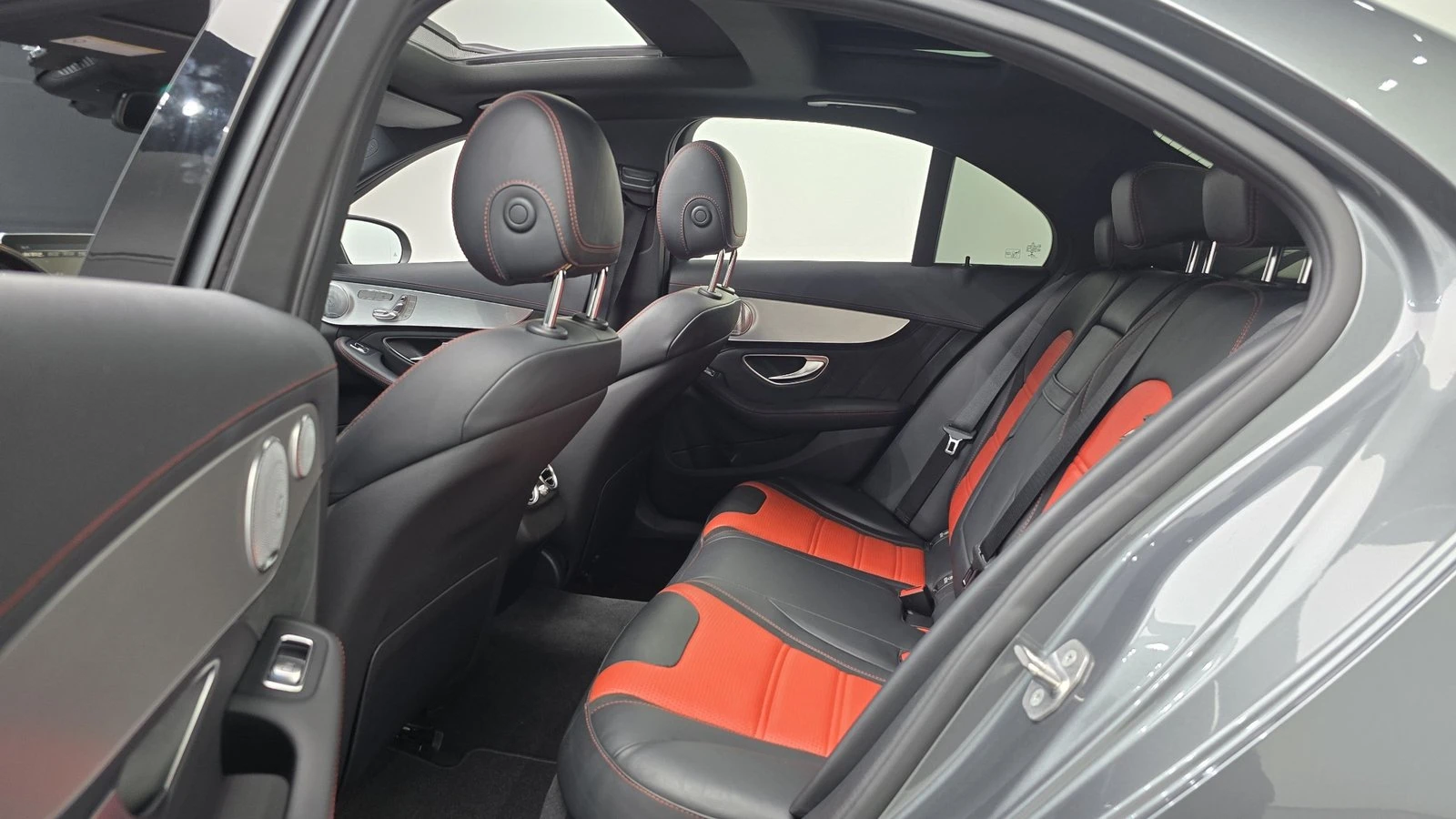 Mercedes-Benz C 63 AMG ���* HUD* 360* KEYLESS* ��. ��������* ������ ���� | Mobile.bg � ����������� 12