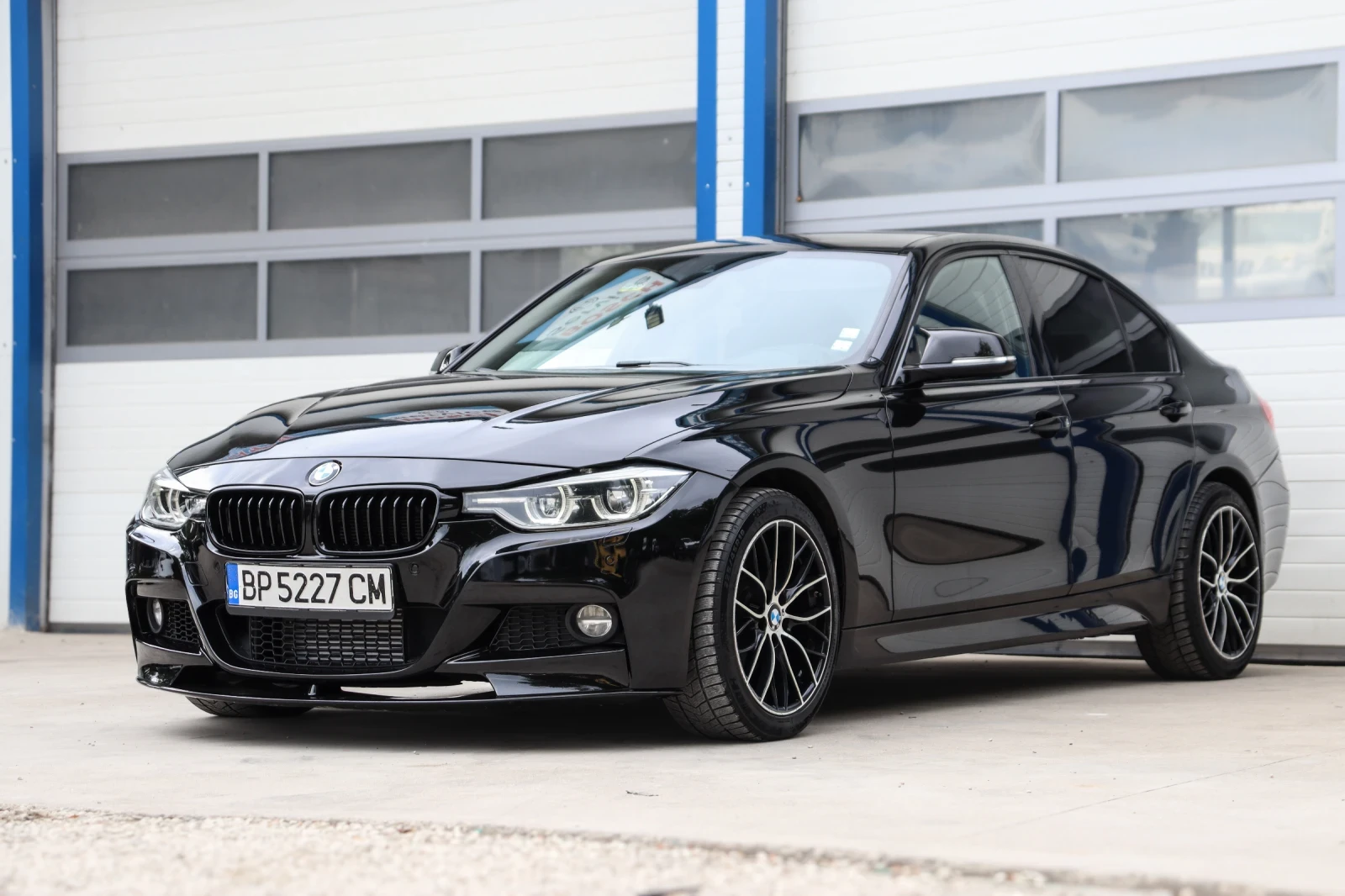 BMW 335 D X-Drive FACE M-Pack, снимка 3 - Автомобили и джипове - 55418273